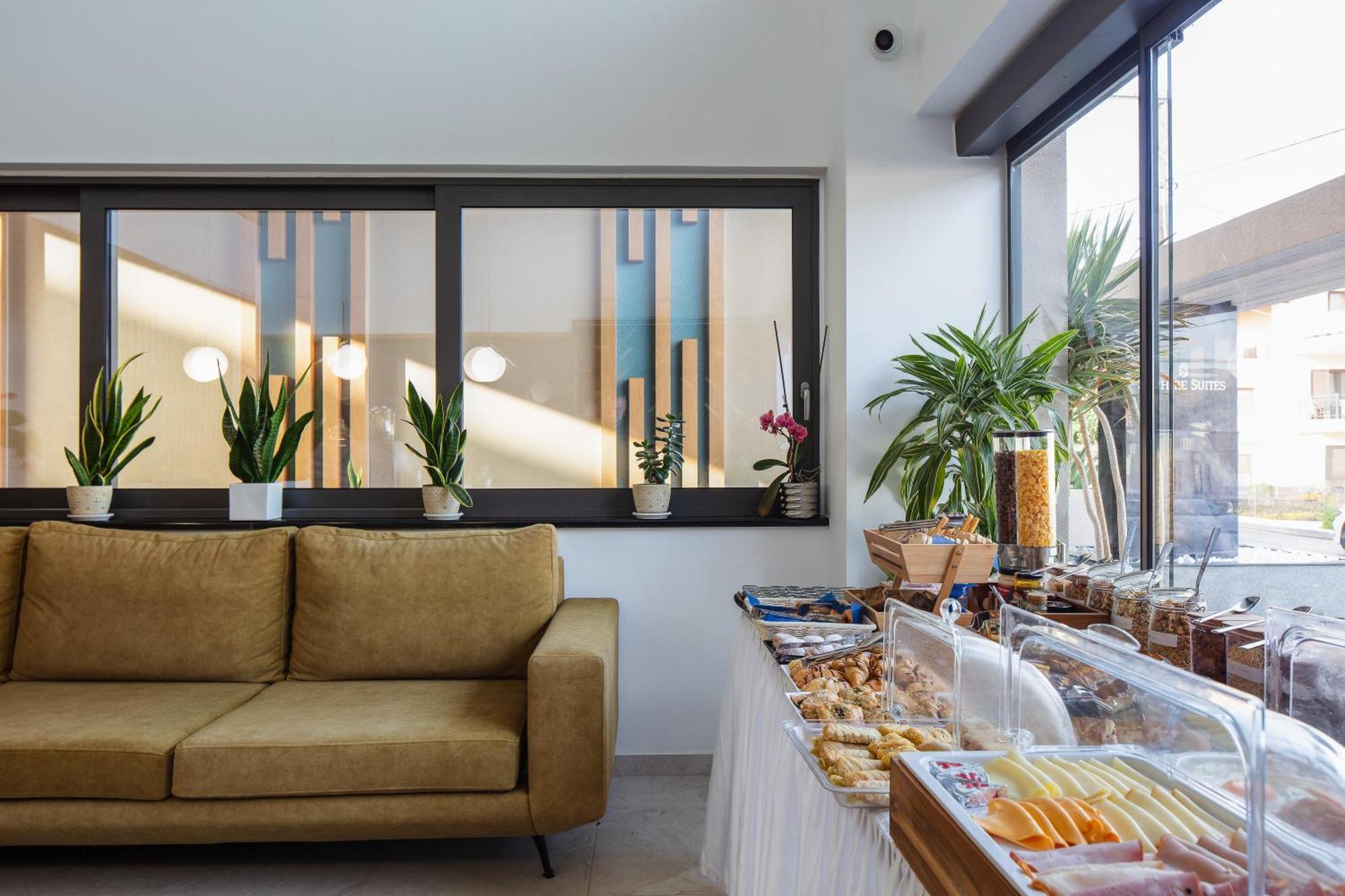 Sapphire Blue Suites Kíssamos Dış mekan fotoğraf