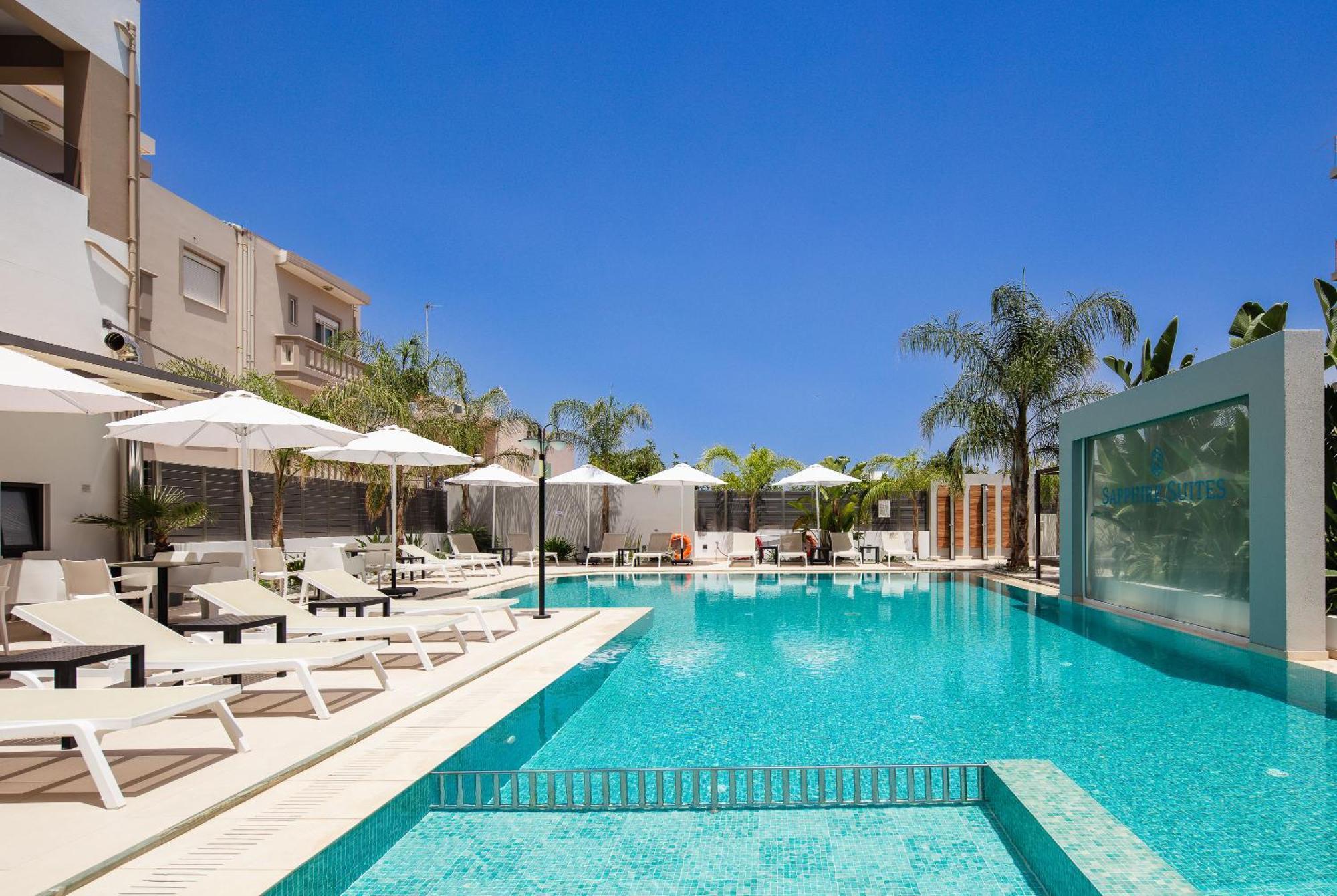 Sapphire Blue Suites Kíssamos Dış mekan fotoğraf